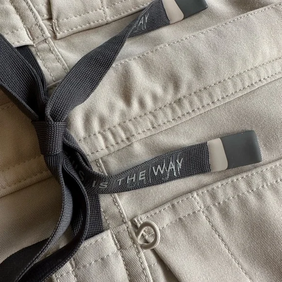 LIMITED EDITION: Figs Starwars edition Jumpsuit - Picture 3 of 6